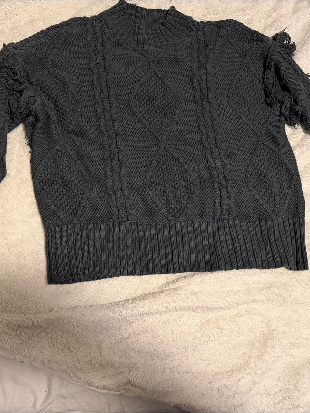 Wonderly Charcoal Cable Knit Fringe-Sleeve Turtleneck Sweater